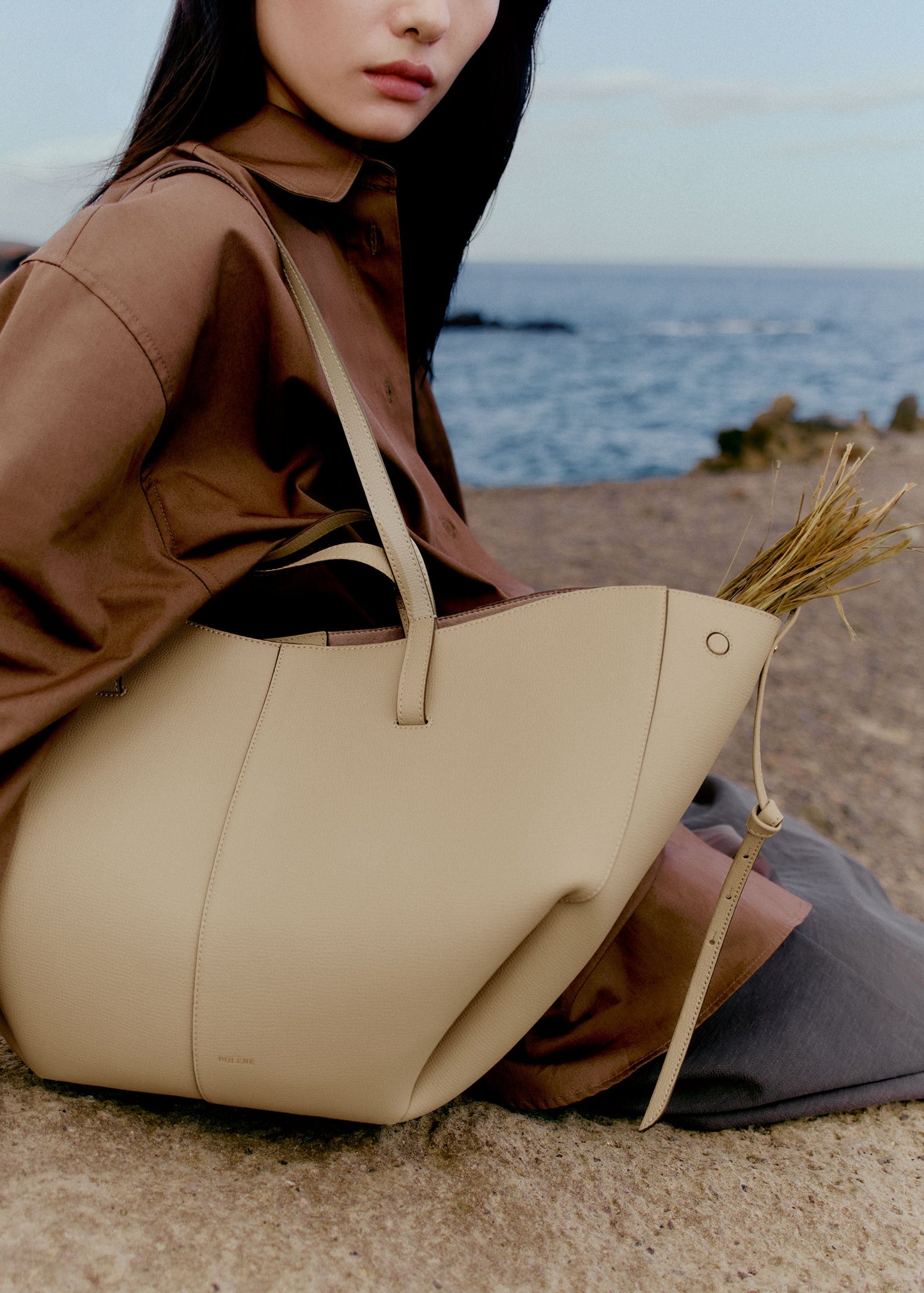 Cyme - Textured Sand