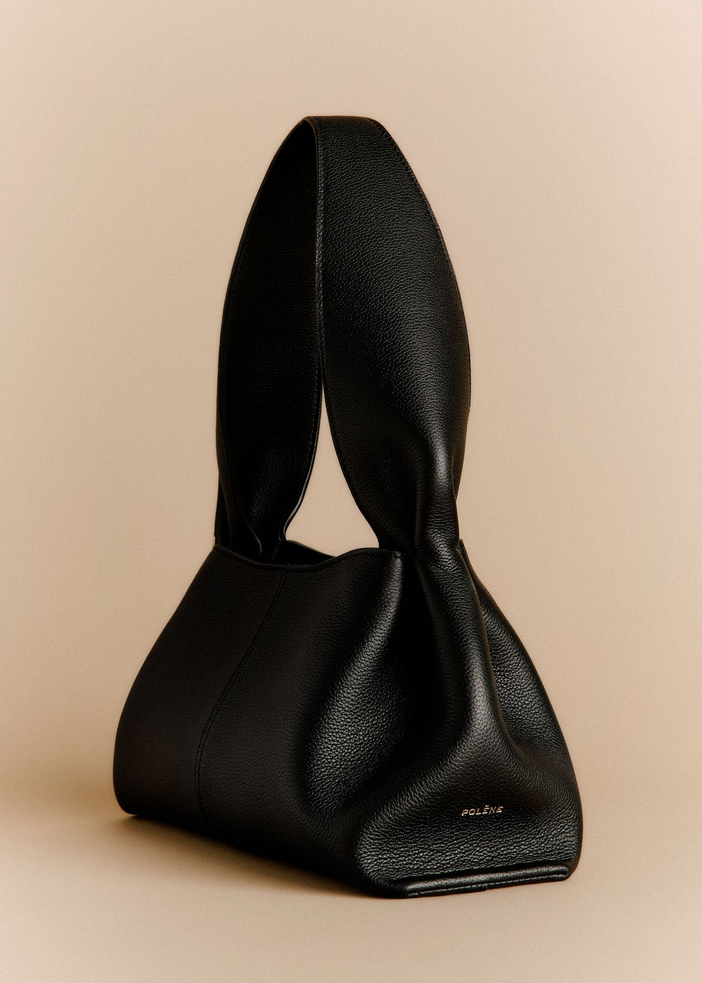 Numéro Neuf East West - Textured Black