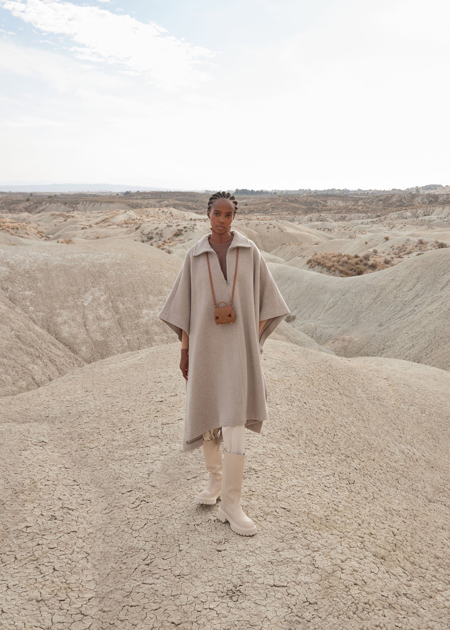 Numéro Un Micro - Textured Camel